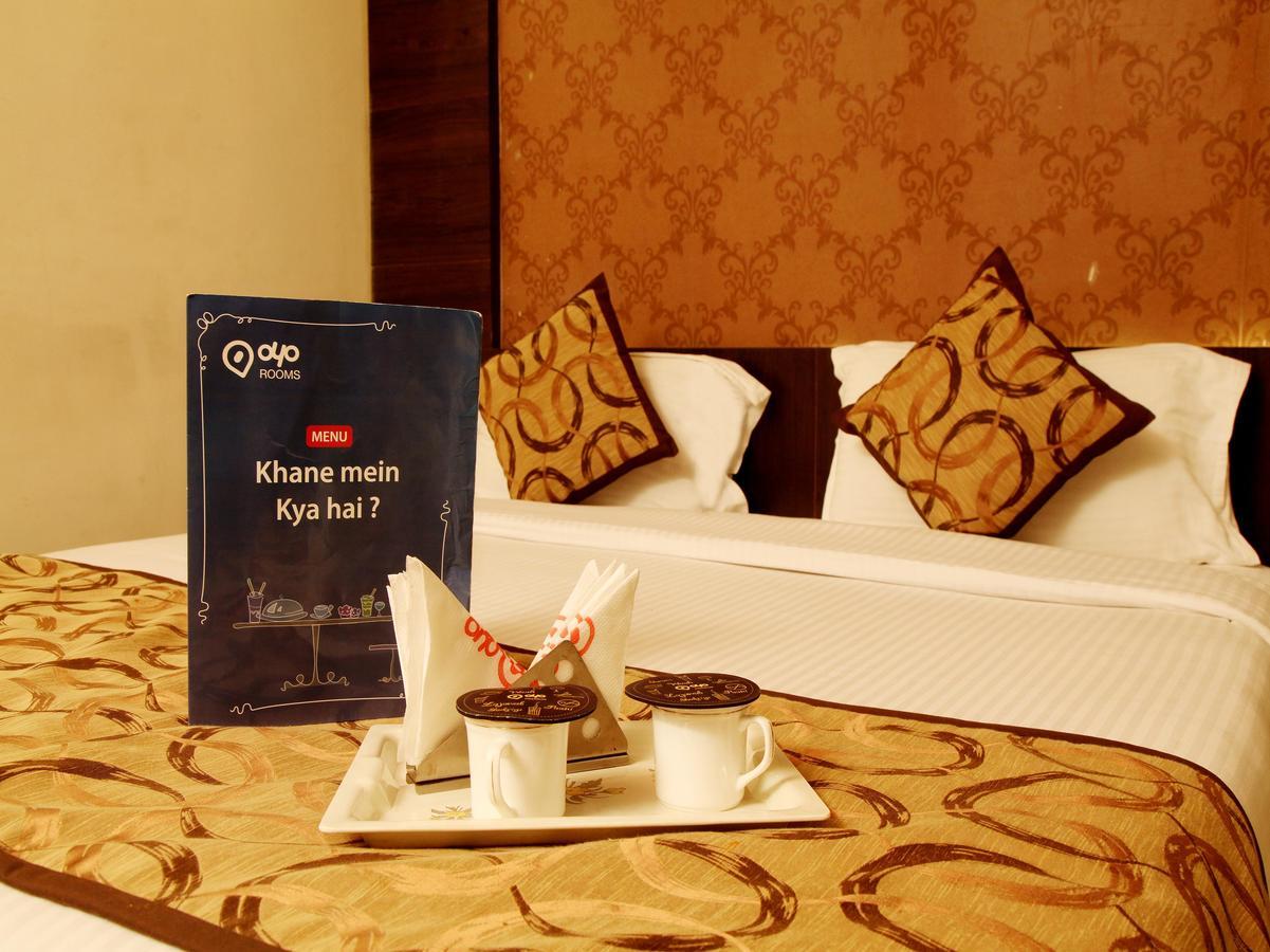 Oyo 905 Galaxy View Hotel Prayagraj Exterior photo